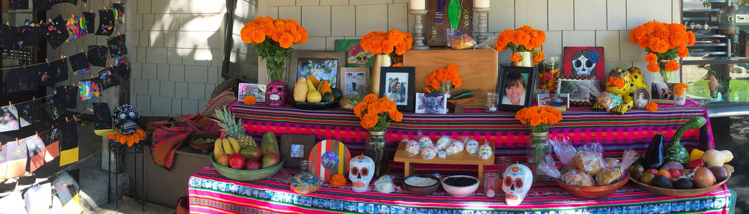 Dia de los Muertos altar